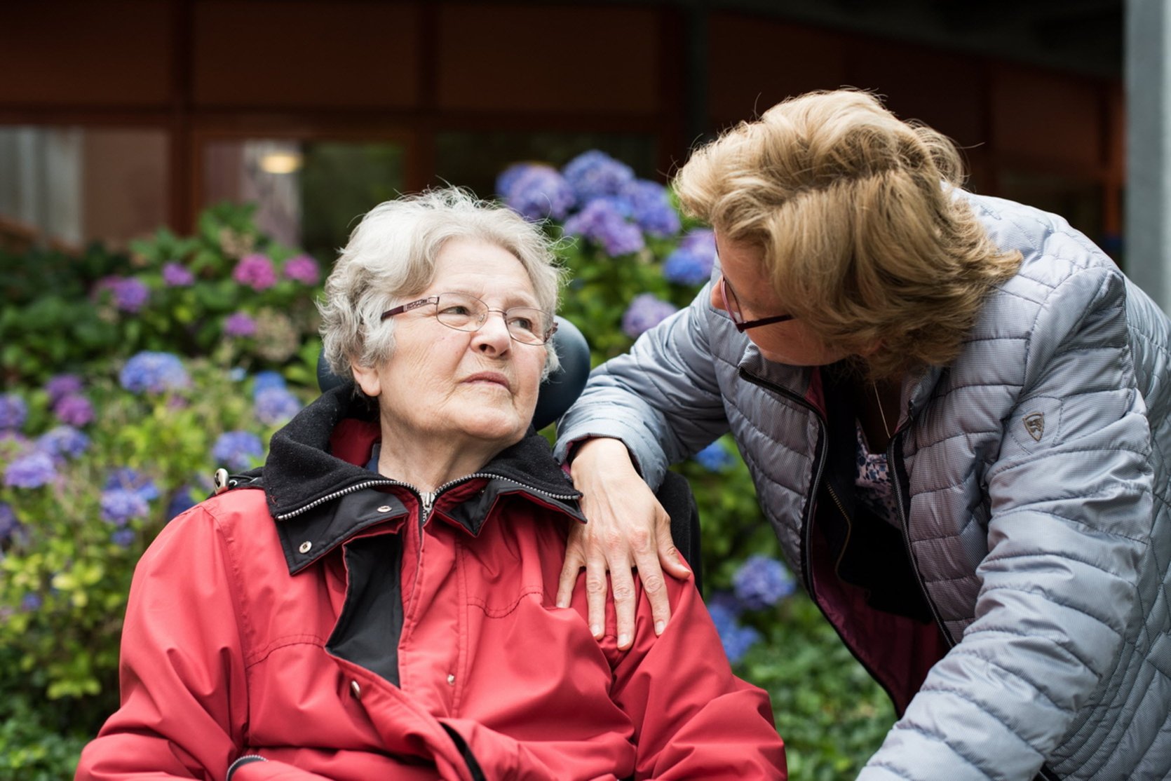 Meer inzet familie en vrijwilligers in dementiezorg