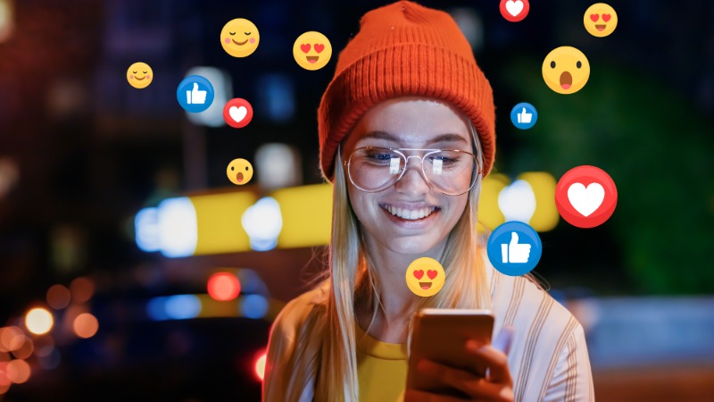 meisje op social media